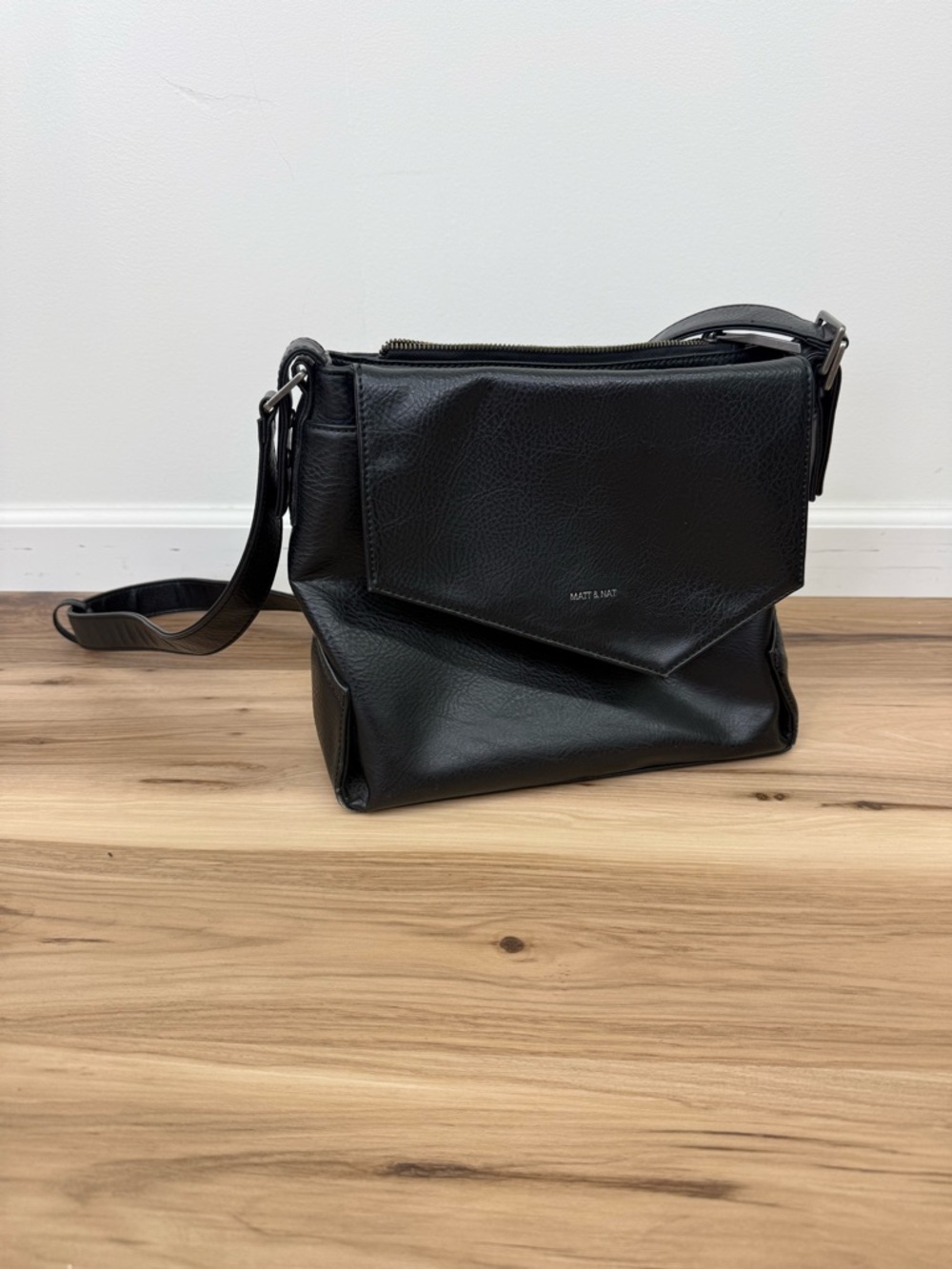 Matt & Nat Black Vegan Leather Shoulder Bag